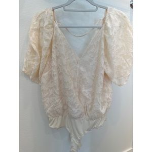 NWOT ASTR faux wrap bodysuit ivory Large Nordstrom